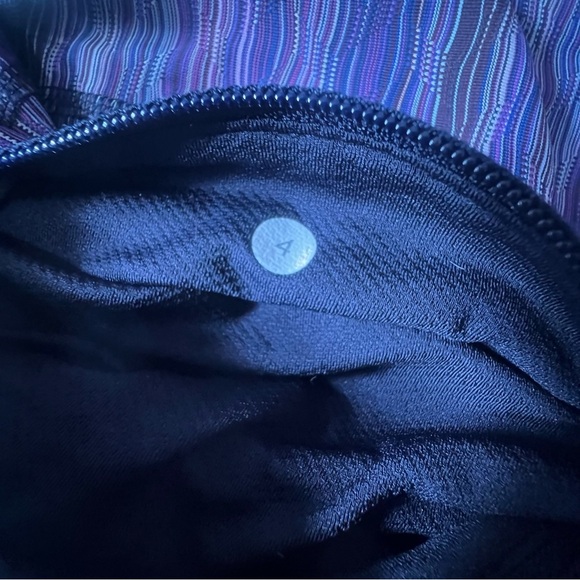 Lululemon Pace Rival Cropped Leggings EUC 4 - Picture 7 of 7